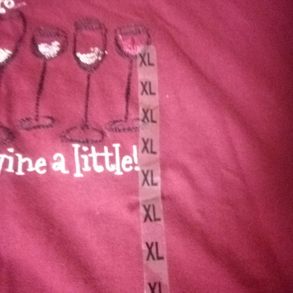 Beet red embroidered shirt - Picture 4 of 5